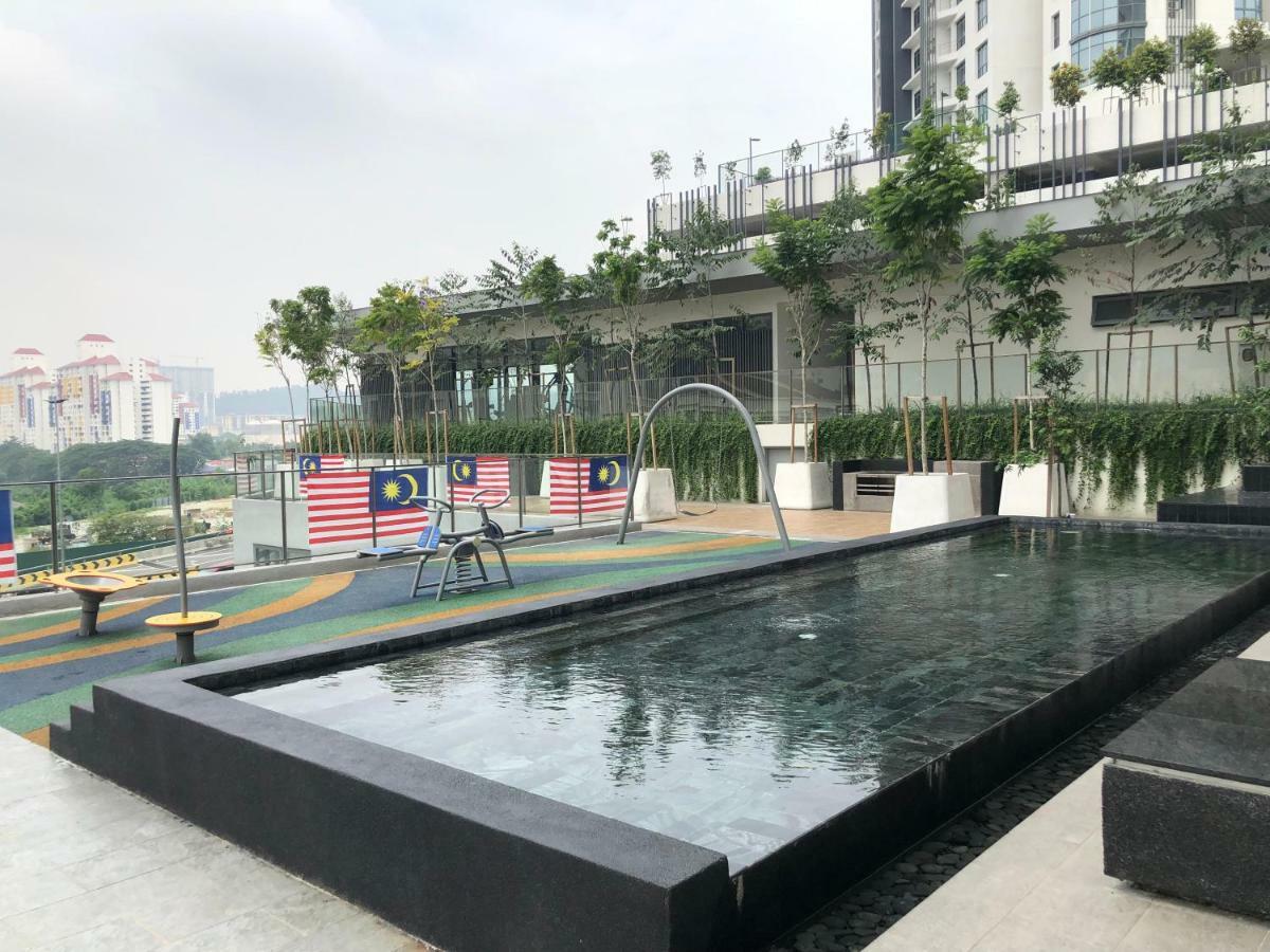 Vivo Suites By Subhome Kuala Lumpur Extérieur photo