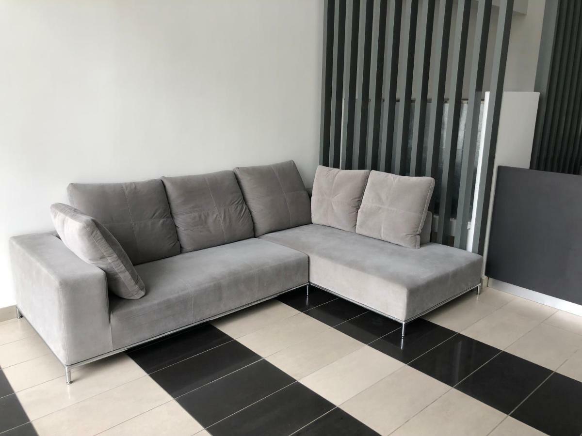 Vivo Suites By Subhome Kuala Lumpur Extérieur photo